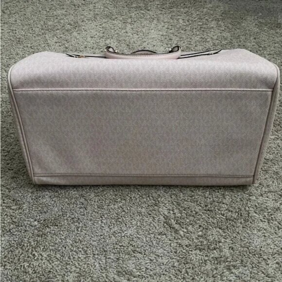 🆕NWOT Michael Kors Large Logo Weekender Bag • Light Powder Blush - Picture 6 of 9